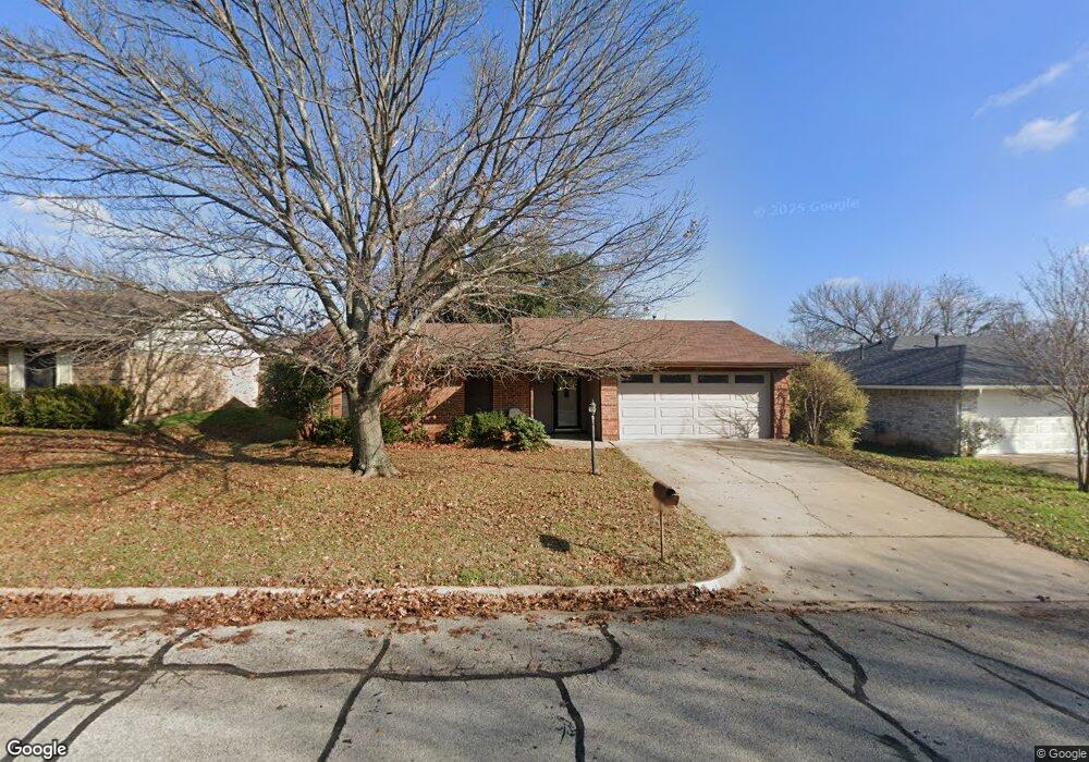 309 Cherry St, Weatherford, TX 76086 - photo 1