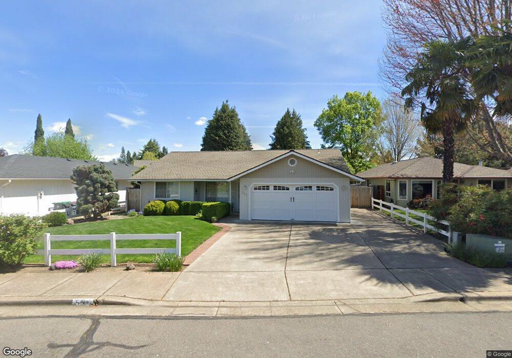 557 Daniel St, Central Point, OR 97502 - photo 1