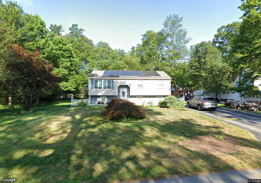 6 Huckleberry Ln, MerriMacK, NH 03054 - photo 1