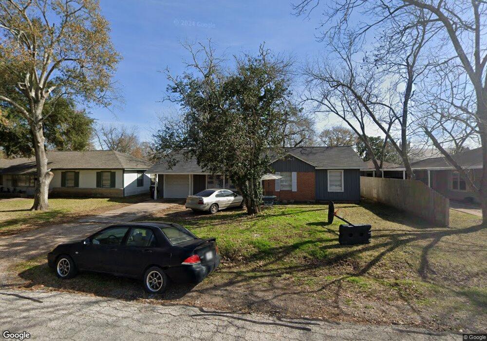 1313 Allen St, Rosenberg, TX 77471 - photo 1