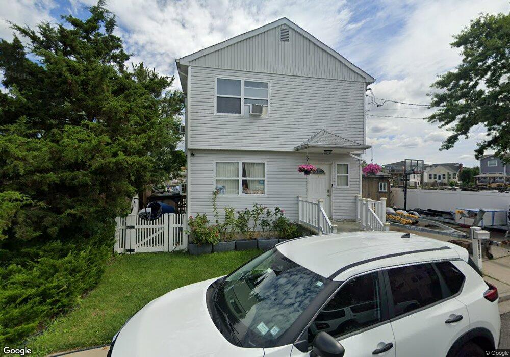 2873 Alder Rd, Bellmore, NY 11710 - photo 1