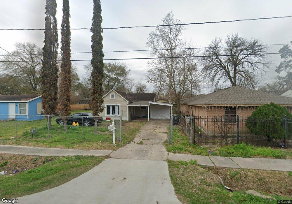 234 Garrotsville St, Houston, TX 77022 - photo 1