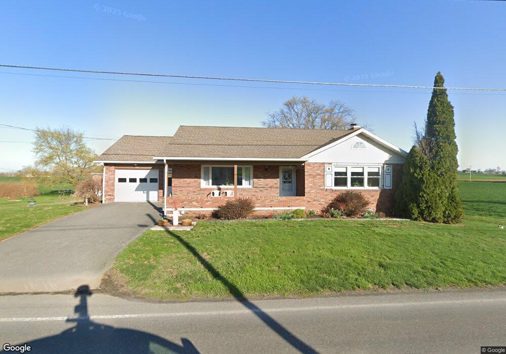 545 Gristmill Rd, Ephrata, PA 17522 - photo 1