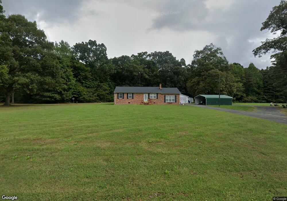 634 Rappahannock Rd, Colonial Beach, VA 22443 - photo 1