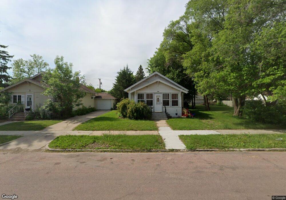 1213 E 5th Ave, Mitchell, SD 57301 - photo 1