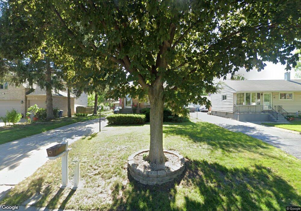 774 N Emroy Ave, Elmhurst, IL 60126 - photo 1