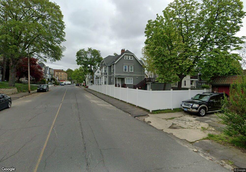 77 Chestnut Ave, Waterbury, CT 06710 - photo 1