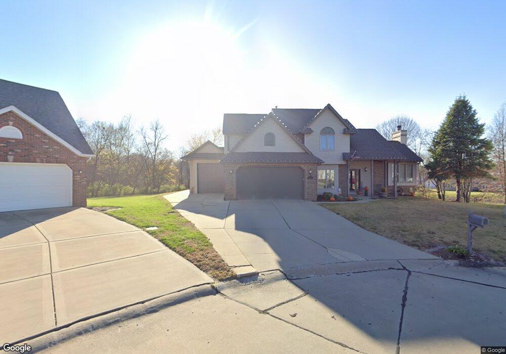 1213 Robert Dr, Maryville, IL 62062 - photo 1