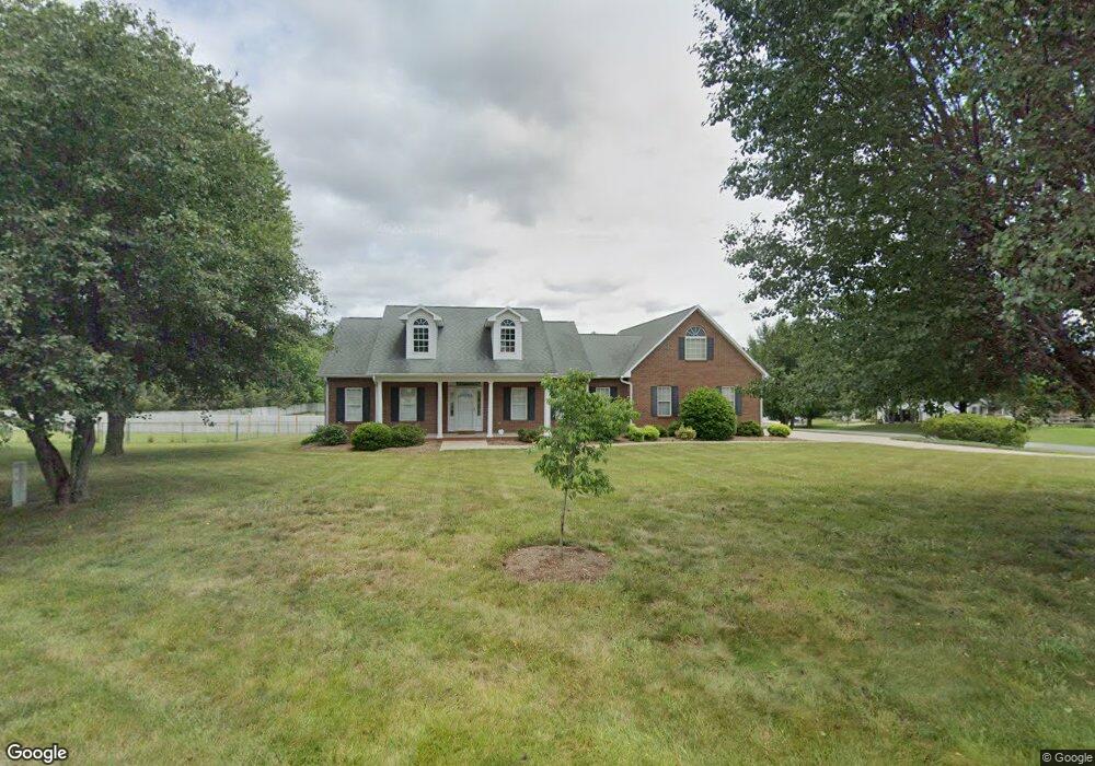 420 Gaston Ct, Statesville, NC 28625 - photo 1