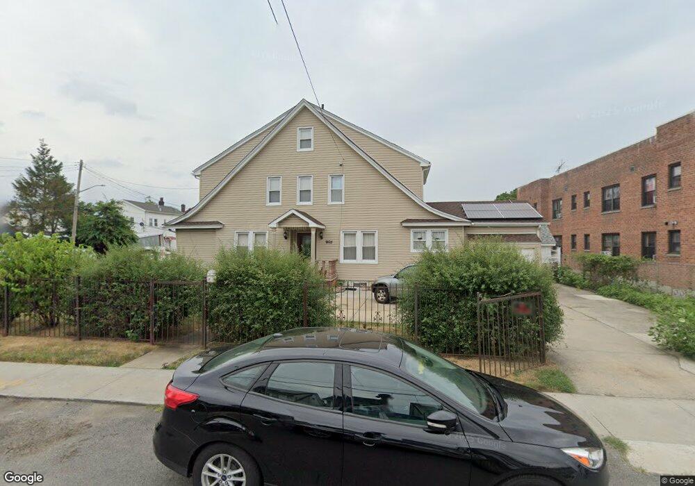 9105 196th St, Hollis, NY 11423 - photo 1