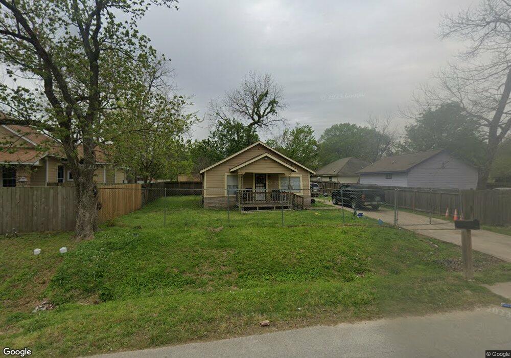 8313 Williamsdell St, Houston, TX 77088 - photo 1