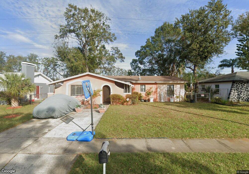 8612 Wood Ridge Rd, Tampa, FL 33619 - photo 1