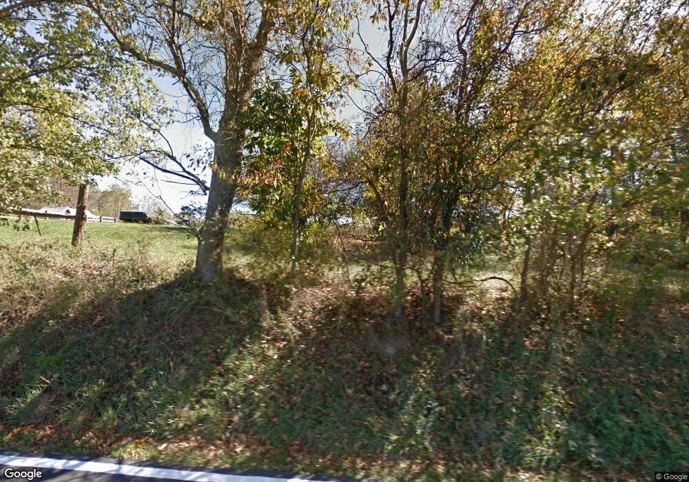 4203 London Bridge Rd, Sykesville, MD 21784 - photo 1