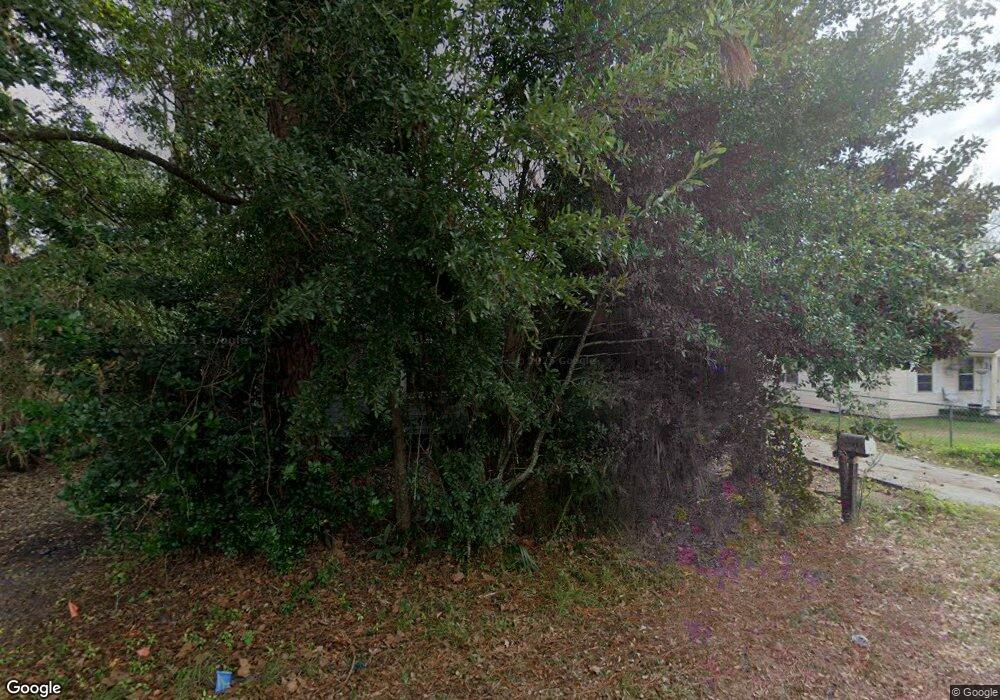 2590 Cate St, Brunswick, GA 31520 - photo 1