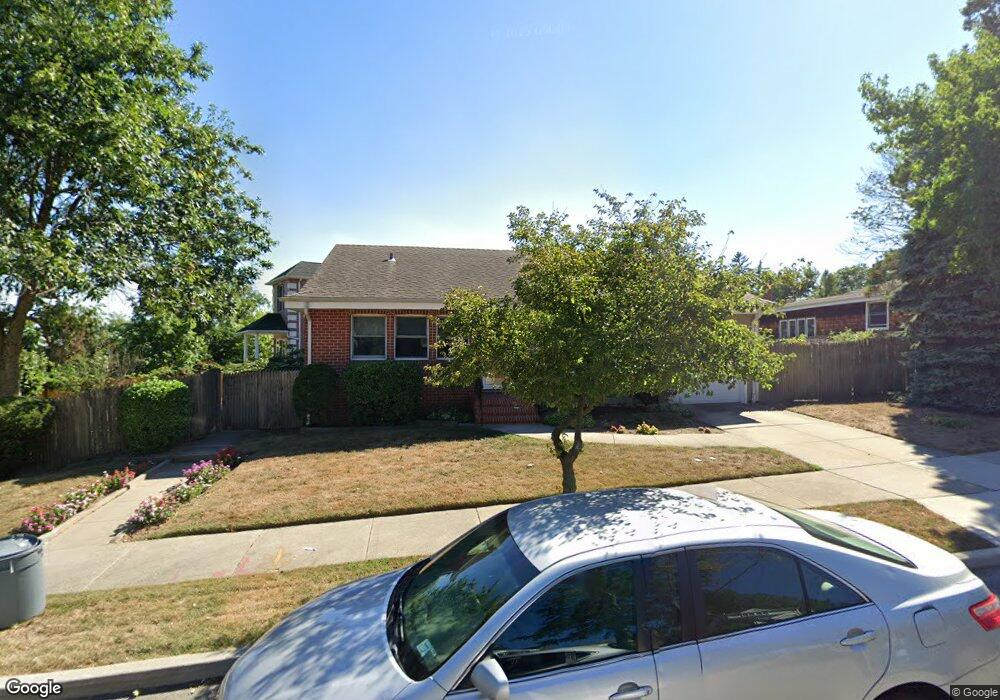 6950 261st St, Glen Oaks, NY 11004 - photo 1