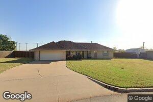 1622 Crestview Dr, Cordell, OK 73632