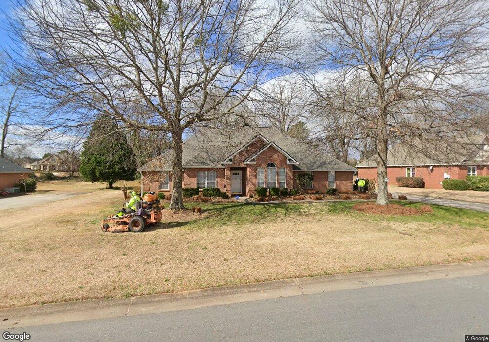 215 Twelve Oaks Dr, Warner Robins, GA 31088 - photo 1