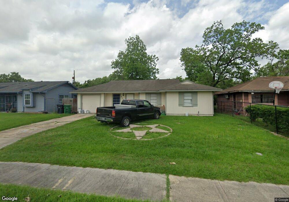 7321 Langley Rd, Houston, TX 77016 - photo 1