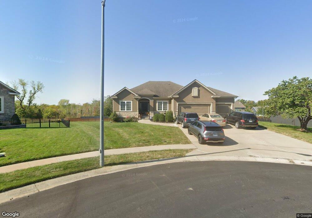 116 Wenonga Cir, Raymore, MO 64083 - photo 1