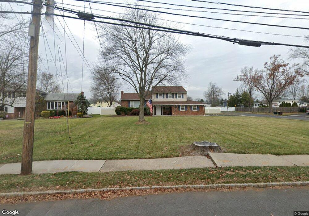 326 Oak Ridge Rd, Clark, NJ 07066 - photo 1