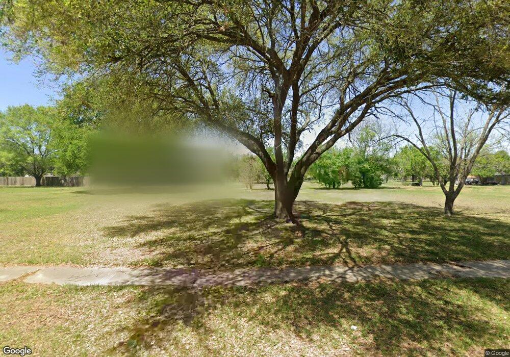 8018 Wood Canyon Dr, Houston, TX 77040 - photo 1