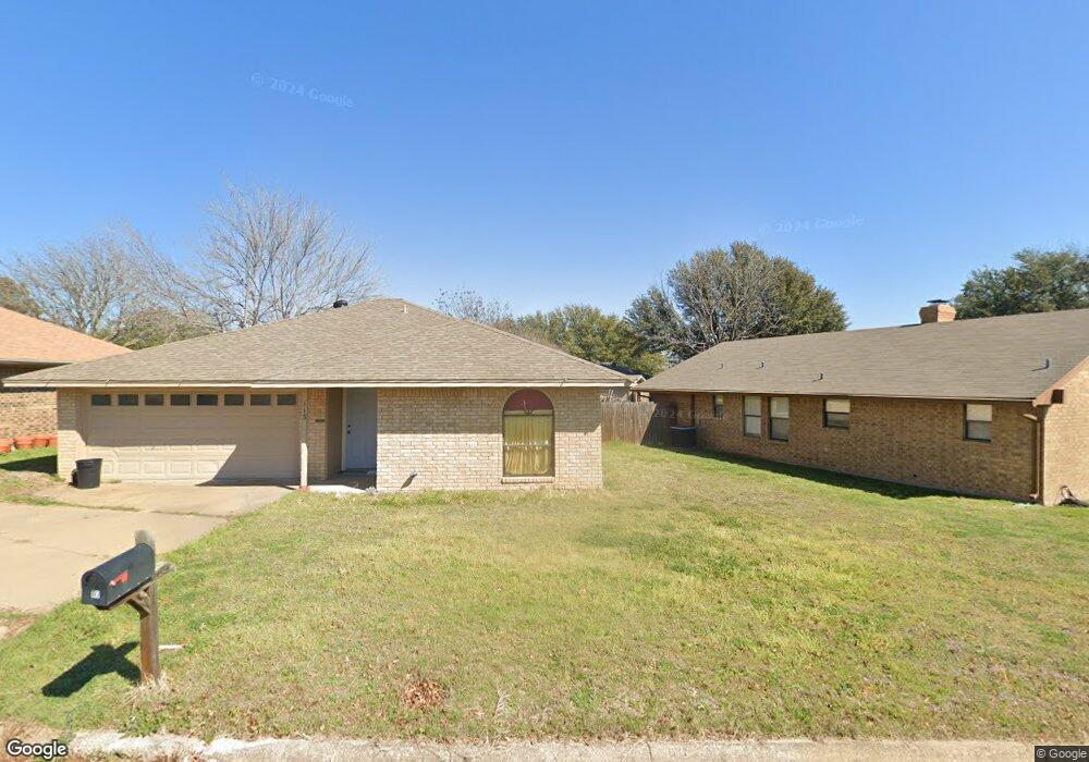 113 Black Forest Dr, Weatherford, TX 76086 - photo 1