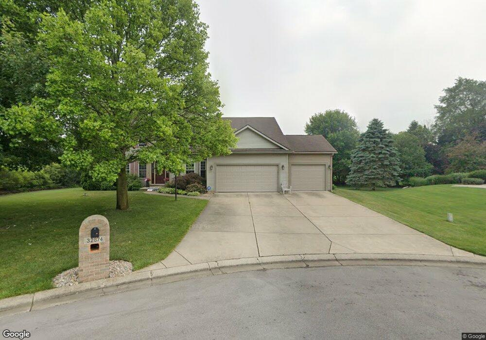 32874 Cardinal Ct, New Carlisle, IN 46552 - photo 1