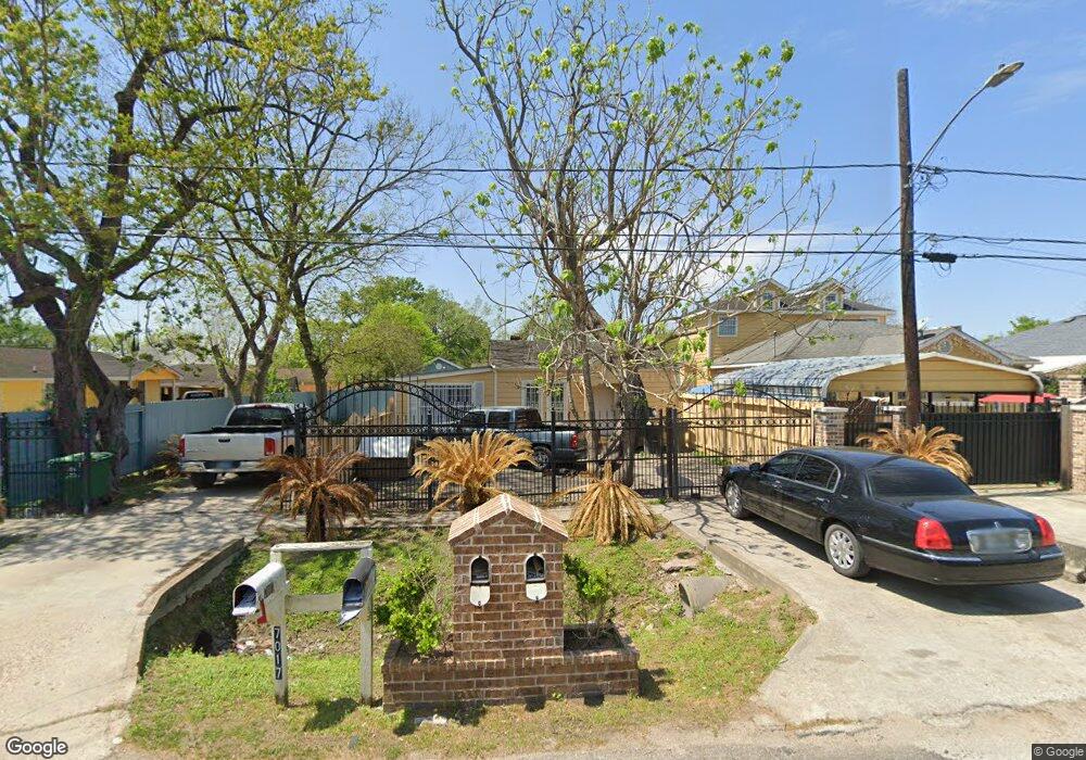 7017 Sayers St, Houston, TX 77016 - photo 1