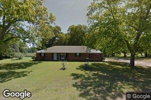 2942 Ivey Ave, Claxton, GA 30417