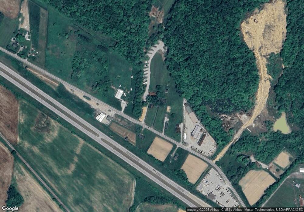 37010 Hocking Dr, Logan, OH 43138 - photo 1