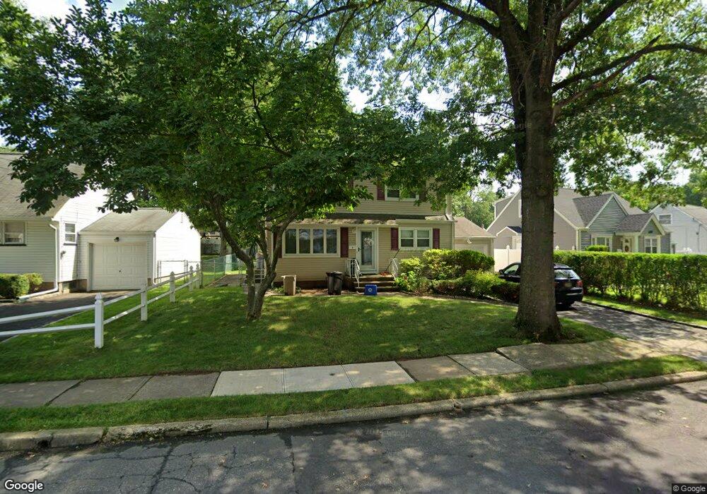 693 Pinewood Rd, Union, NJ 07083 - photo 1