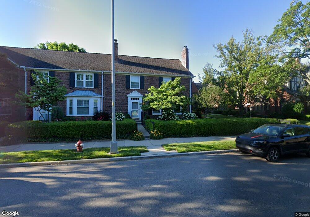 16840 Saint Paul St, Grosse Pointe Park, MI 48230 - photo 1