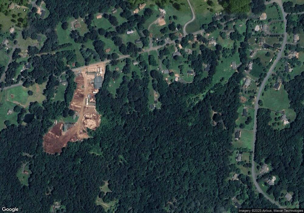 17016 Waterloo Rd, Amissville, VA 20106 - photo 1