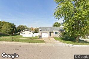 303 W Grand St, Hinton, IA 51024