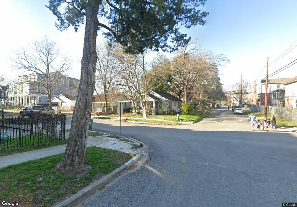 845 E 26th St, Houston, TX 77009 - photo 1
