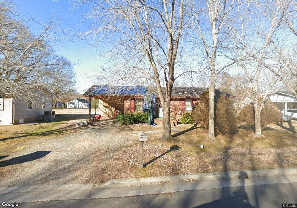 111 Jones St, Oxford, NC 27565 - photo 1