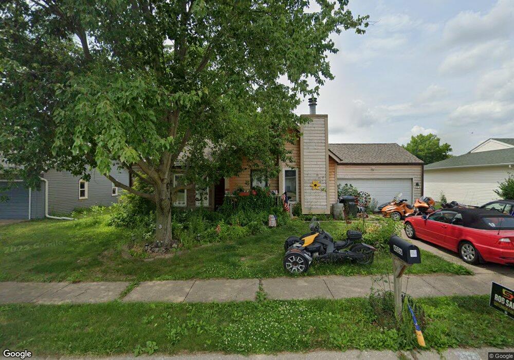 4026 Lamphere Ct, Davenport, IA 52806 - photo 1