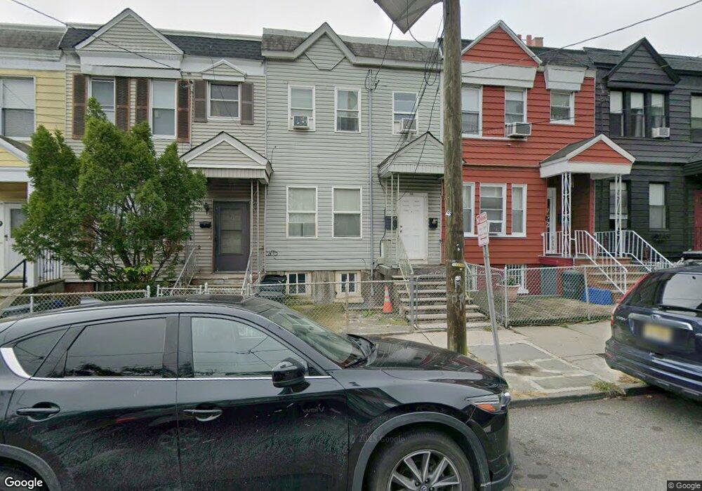 93 Jewett Ave unit 2, Jersey City, NJ 07304 - photo 1