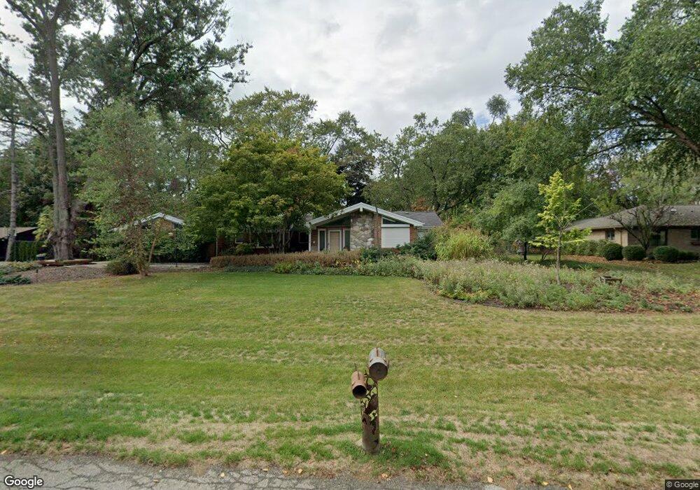 7198 Fairhill Rd, Bloomfield Hills, MI 48301 - photo 1