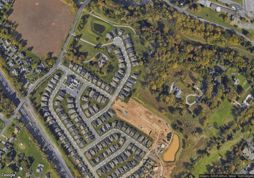 4104 Clearbrook Rd, Emmaus, PA 18049 - photo 1