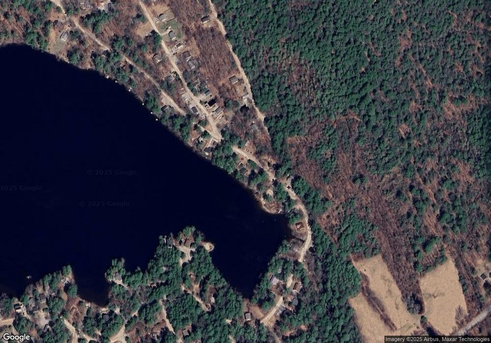 43 Hummingbird Ln, Hillsborough, NH 03244 - photo 1