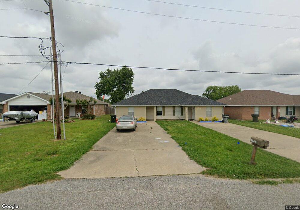 1752 N Tallowood Dr, Lake Charles, LA 70605 - photo 1