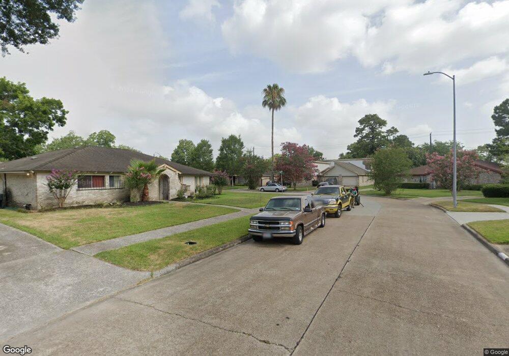 5443 Clift Haven Dr, Houston, TX 77091 - photo 1