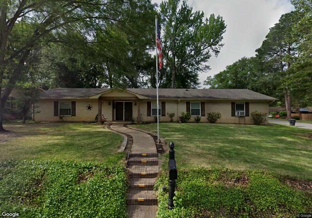 1701 Yosemite Dr, Tyler, TX 75703 - photo 1