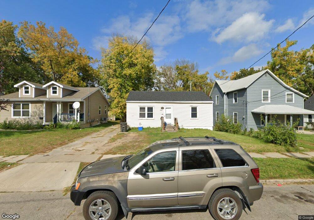 1923 Jefferson Ave, Des Moines, IA 50314 - photo 1