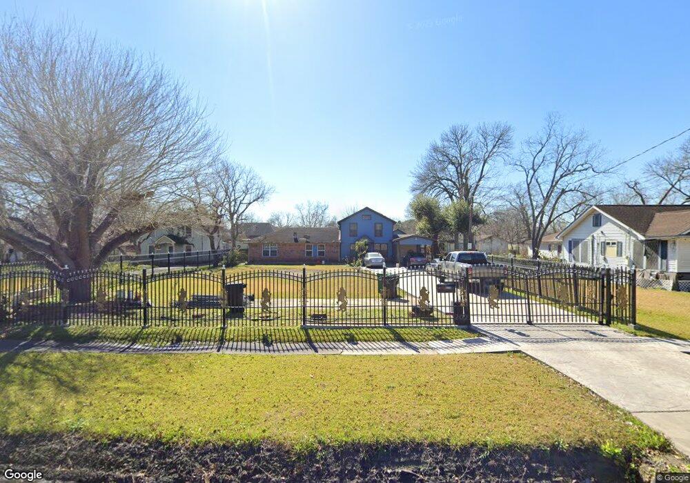 8138 Easton St, Houston, TX 77017 - photo 1