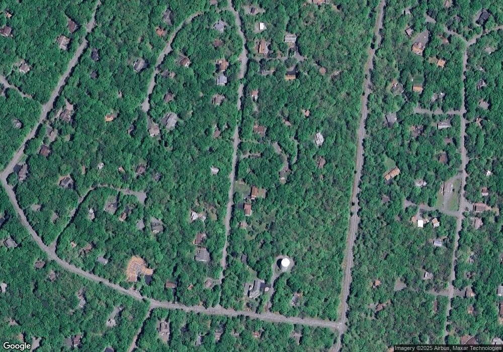 127 Pommel Dr, Hawley, PA 18428 - photo 1