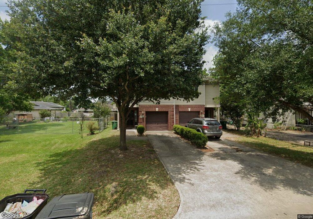 4611 Briscoe St unit A , B, Houston, TX 77051 - photo 1