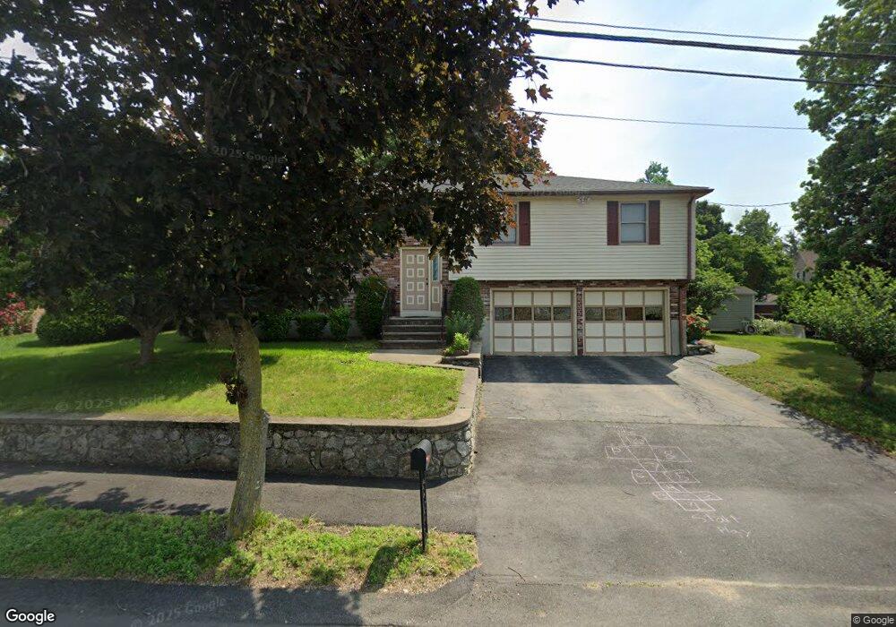 11 Gaffney Rd, Dedham, MA 02026 - photo 1