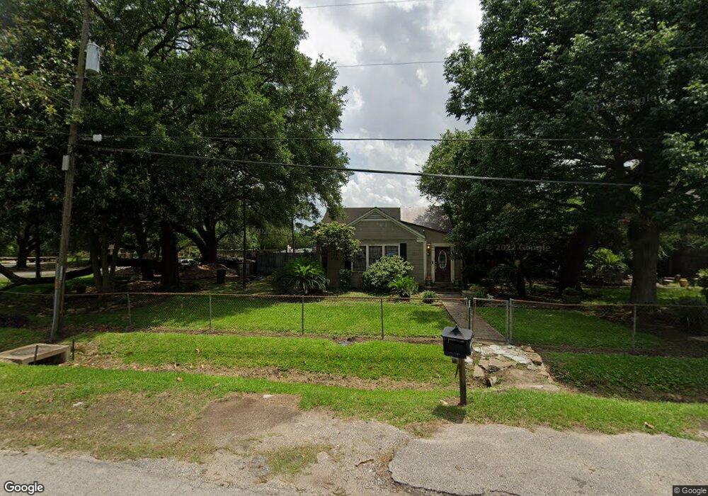 7232 Finch St, Houston, TX 77028 - photo 1